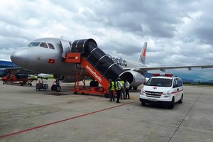 Vì sao máy bay Jetstar Pacific đi Đà Lạt hạ cánh tại Đà Nẵng?