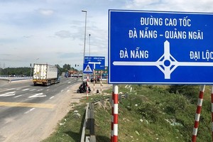 Cao tốc Đà Nẵng – Quảng Ngãi hư hỏng nặng: Trách nhiệm Bộ GTVT?