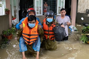 Mưa lũ miền Trung, Tây Nguyên: 10 người chết và mất tích, chia cắt 4.700 hộ