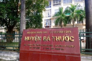 Một trưởng phòng ở Thanh Hóa bị cảnh cáo do quan hệ bất chính