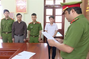 Đề nghị Ban Bí thư thi hành kỷ luật Chánh Thanh tra tỉnh Lai Châu