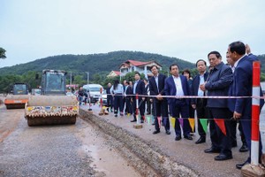 Thủ tướng: Sớm triển khai tuyến đường kết nối Bắc Giang – Hải Dương – Quảng Ninh