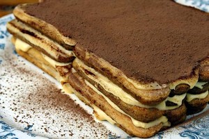 Làm tiramisu cực ngon 