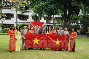 6 học sinh thi Olympic các môn khoa học trẻ đều đạt giải