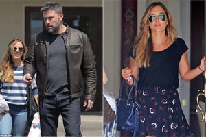 Ben Affleck hẹn hò với vú em sau khi chia tay vợ?