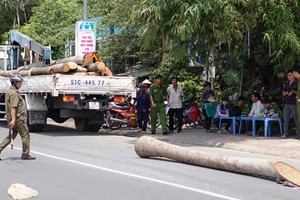 Thiếu niên 15 tuổi chết oan vì trục cần cẩu gãy