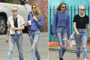 Kristen Stewart ra dáng nam nhân bên bạn gái đồng tính