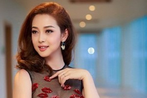 Gái 3 con Jennifer Phạm vẫn đốt mắt người đối diện