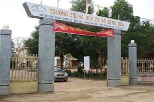 Tin mới nhất vụ thầy giáo đánh học sinh bó bột