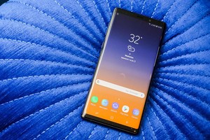 Video: Mở hộp smartphone Galaxy Note 9 vừa ra mắt