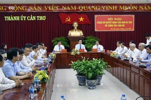 Thứ trưởng Lê Quang Mạnh làm Phó bí thư Thành ủy Cần Thơ