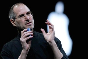 Steve Jobs: “Chỉ khi có tình yêu, bạn có thể làm được nhiều điều"