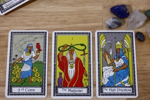 Rút một lá bài Tarot xem bạn có thành đại gia trong tháng 3/2019 