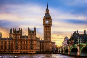 Bí mật ít người biết: Tháp Big Ben bị nghiêng giống tháp Pisa