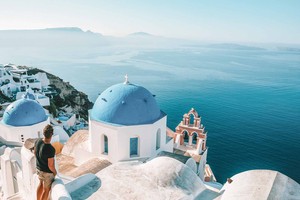 Bí mật cực thú vị về hòn đảo “thiên đường” Santorini