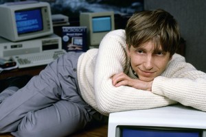 Nhân vật đặc biệt: Bill Gates thường làm việc thâu đêm 