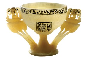 Mở mộ Pharaoh Tutankhamun, chuyên gia sững người thấy thứ cực sốc 