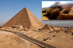 Giật mình “lời nguyền” trong mộ người xây Đại kim tự tháp Giza