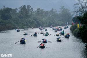 Thực hư thông tin chùa Hương vắng nhất lịch sử