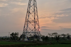 Gói thầu đầu tiên dự án đường dây 500kV mạch 3 hoàn thành đúc móng