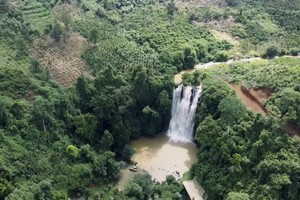 Khám phá đỉnh núi thiêng Brăh Yàng ở cao nguyên Di Linh