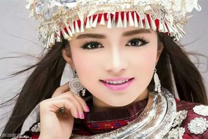 Nữ sinh Hmong xinh đẹp hoàn hảo đáng ngưỡng mộ