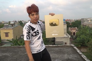 Chơi "ngu" bị chửi chưa chừa, youtuber NTN lại tiếp tục gây sốc