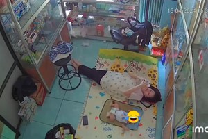 Cận cảnh camera ghi lại quá trình người dì chăm cháu