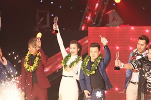 Đông Nhi đoạt giải Quán quân The Remix 2015