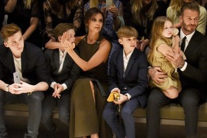 Rộ tin Victoria Beckham mang thai, chuẩn bị có con thứ 5