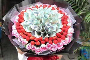 Làm bó hoa Valentine bằng tiền, trường hợp nào bị xử phạt?