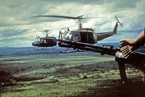 Việt Nam dùng mìn bắn rơi trực thăng UH-1A thế nào?