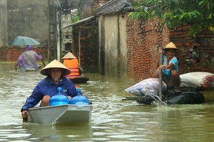 Khốn khổ cuộc sống người dân nơi vỡ đê ở Chương Mỹ