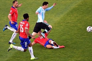 Chile lần đầu vô địch Copa America 