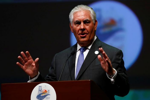 Ngoại trưởng Mỹ Rex Tillerson: Tôi không đi đâu cả