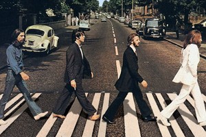 Huyền thoại The Beatles bị xóa sổ: Chuyện gì sẽ xảy ra với thế giới?