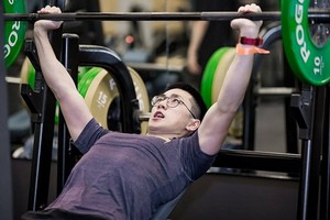 Ai có nguy cơ đột quỵ khi tập gym?