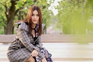 Ngất ngây phong cách thời trang cực sang chảnh của “bông hồng lai” Kimmy Kimberley