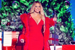 “Nữ hoàng nhạc Giáng sinh” Mariah Carey giữ dáng bằng món ăn đắt đỏ gì?