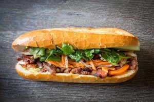 3 loại bánh mì độc đáo ở Việt Nam hấp dẫn du khách thập phương