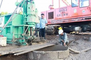 Thông tin mới nhất vụ bé trai ở Đồng Tháp: Bên nào trả kinh phí giải cứu?