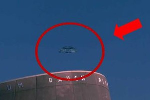 Những lần "giáp mặt" UFO khiến loài người sửng sốt