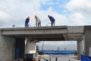 Ngày mai sẽ cưỡng chế sai phạm tòa nhà 8B Lê Trực