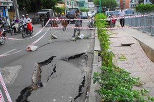 "Hố tử thần” trên đường Trường Sa, nhà thầu Trung Quốc nhận trách nhiệm