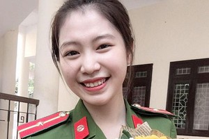 Ngắm hot girl cảnh sát được Bộ Công an vinh danh