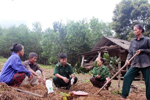 Trở lại thôn có 70 người chết vì HIV/AIDS