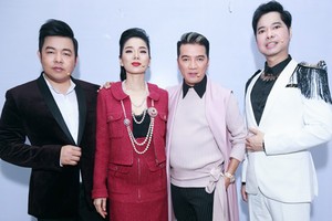 Bị Quang Lê hôn trộm, Mr. Đàm ngượng ngùng lấy tay che mặt