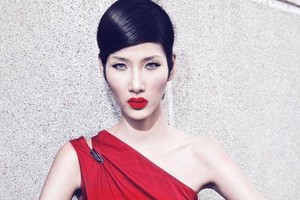 Bị các sao từ chối, The Face “xài lại” người Next top model?