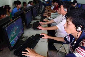 Điều tra nguyên nhân 9x chơi game nhiều giờ liền, tử vong trên ghế