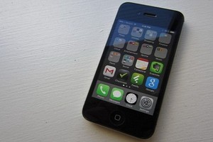 iPhone 4S không nên cài iOS 8